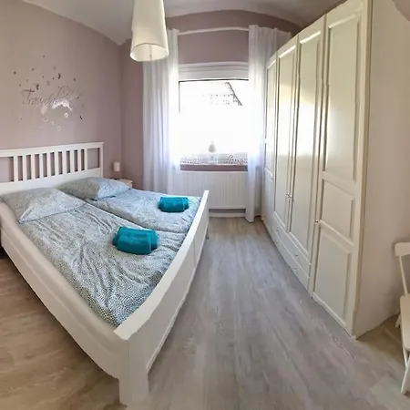 Holiday home To Huus